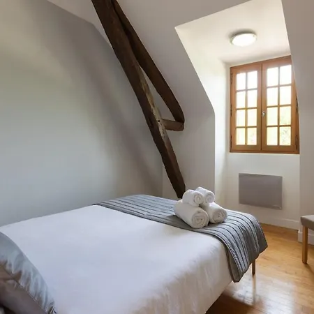 Les Terrasses De Maison Et Piscine 11pax